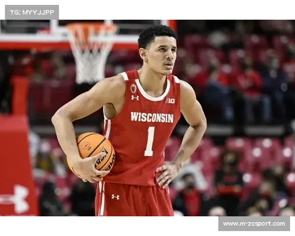 前NCAA三级联赛球员考沃德放弃杜克加盟NBA选秀，臂展2米18获首轮承诺